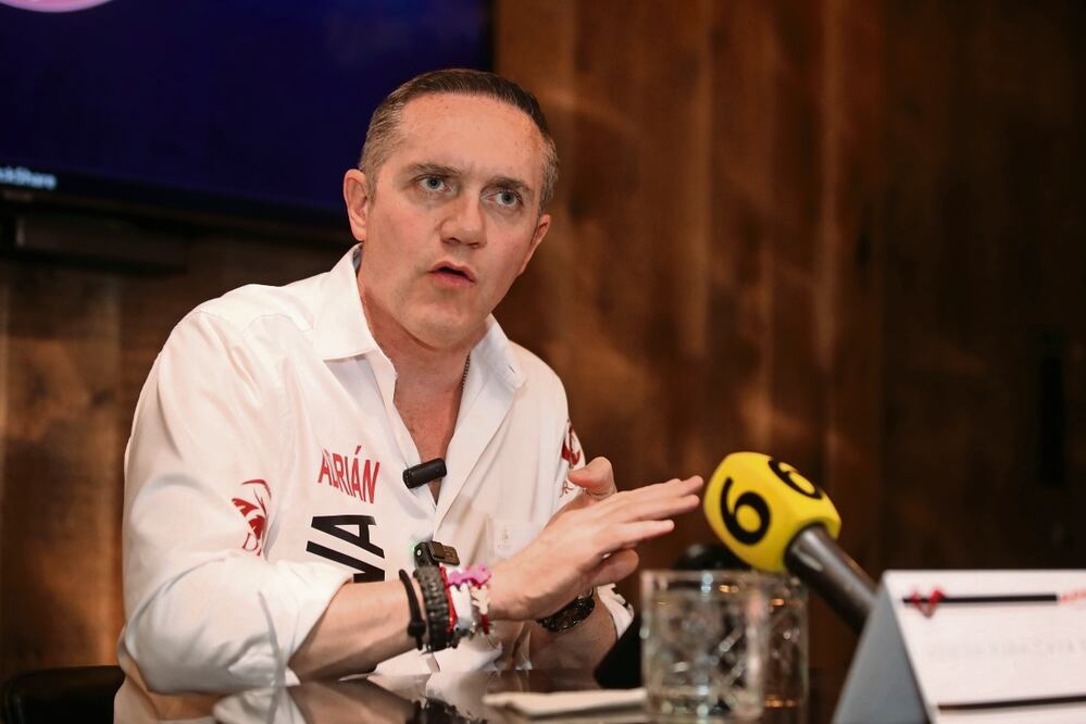 Adrián Rubalcava aseguró que la propuesta de su partido (PRI) encabeza las preferencias en la alianza opositora. Foto: Francisco Rodríguez/El Universal