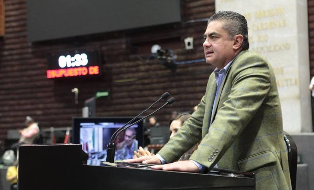 El diputado Espinosa Cházaro dijo que la del 27 no es una marcha ciudadana. Foto: Archivo/EL UNIVERSAL