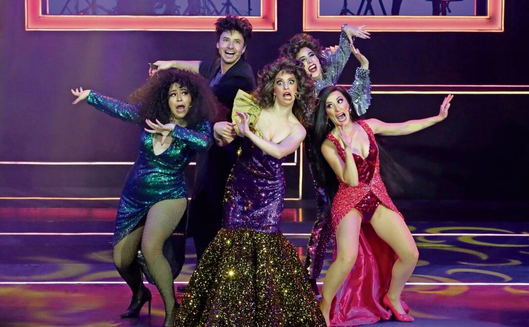 El espectáculo se presenta actualmente bajo la producción de Alejandro Gou, tanto en su versión normal como en Mentidrags. Foto: Mentiras