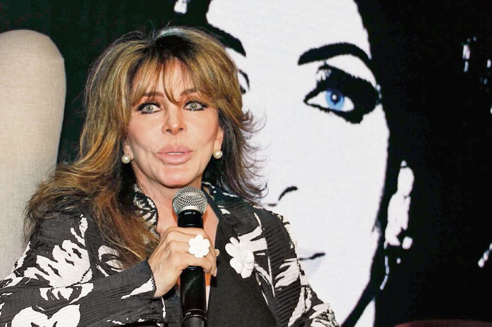 Aplauso para Verónica Castro