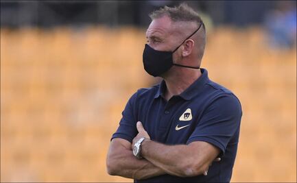 Andrés Lillini, DT de Pumas, se justifica e intenta disculparse