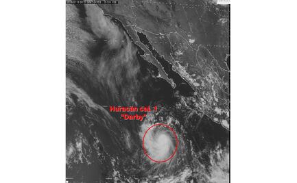 "Darby" se convierte en huracán lejos de costas