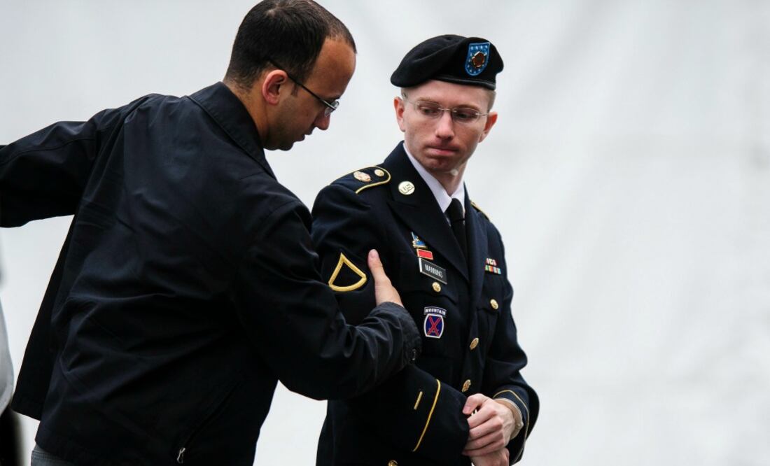 "Gracias a todos los que han hecho campaña por la clemencia de Chelsea Manning. Su coraje y determinación han hecho posible lo imposible", dijo a través de la cuenta de Twitter de Wikileaks Assange