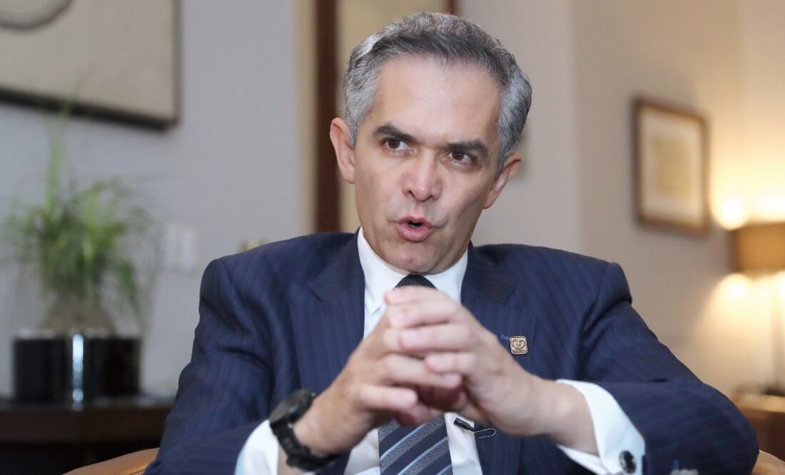 El jefe de Gobierno, Miguel Ángel Mancera, considera que se puede adecuar el Sistema de Justicia Penal, “sólo falta voluntad política”. (LUCÍA GODÍNEZ. EL UNIVERSAL)