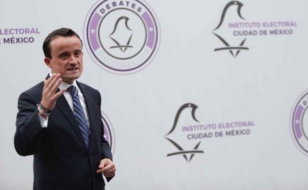 El candidato del PRI, Mikel Arriola, será quien tome la palabra en primer lugar (Foto: Iván Stephens / EL UNIVERSAL)