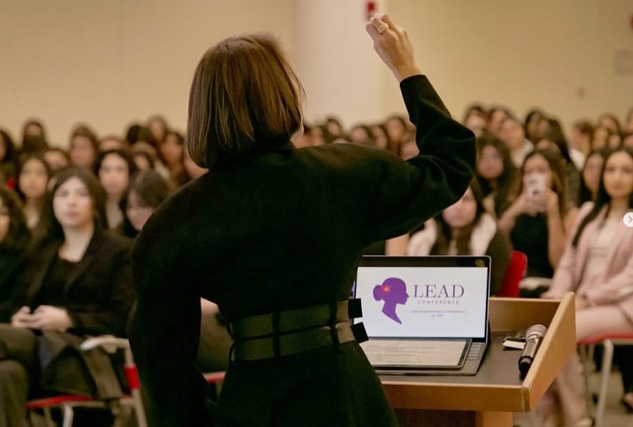 Danna, reconocida en Harvard.
Foto: Instagram