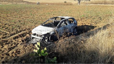 Hallan calcinado vehículo de empresario asesinado en Oaxaca