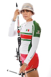 Flechazo de Aída Román contra Castillo