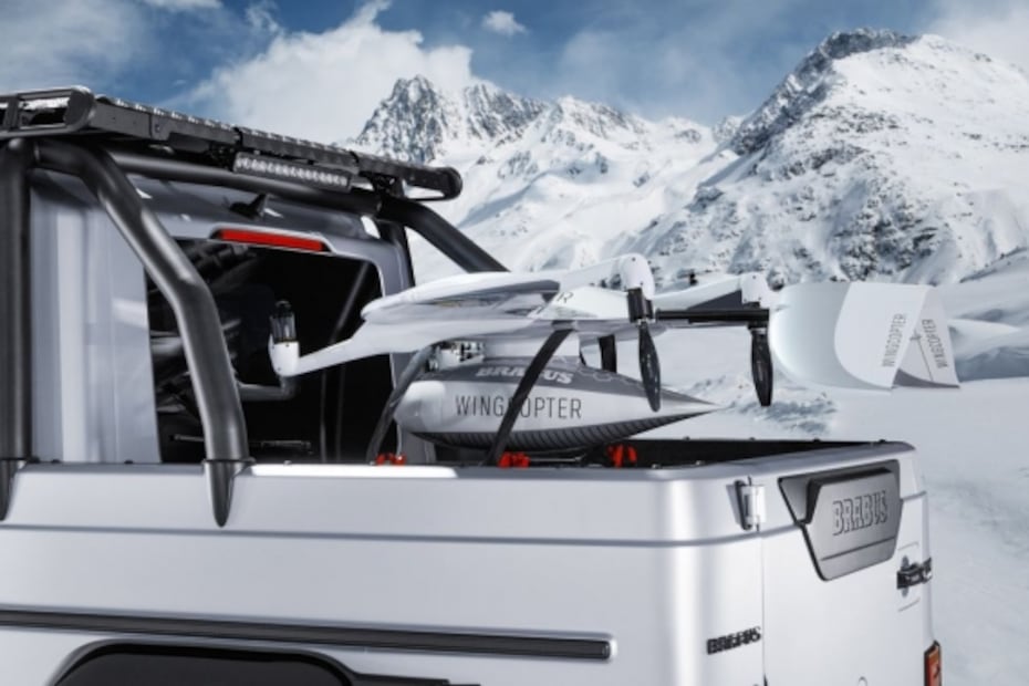 Esta camioneta Mercedes-AMG Brabus tiene un puerto de aterrizaje para drones