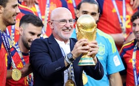Luis de la Fuente recuerda a Vicente del Bosque y el gol de Andrés Iniesta tras vencer a Argentina en la final del Mundial 2026