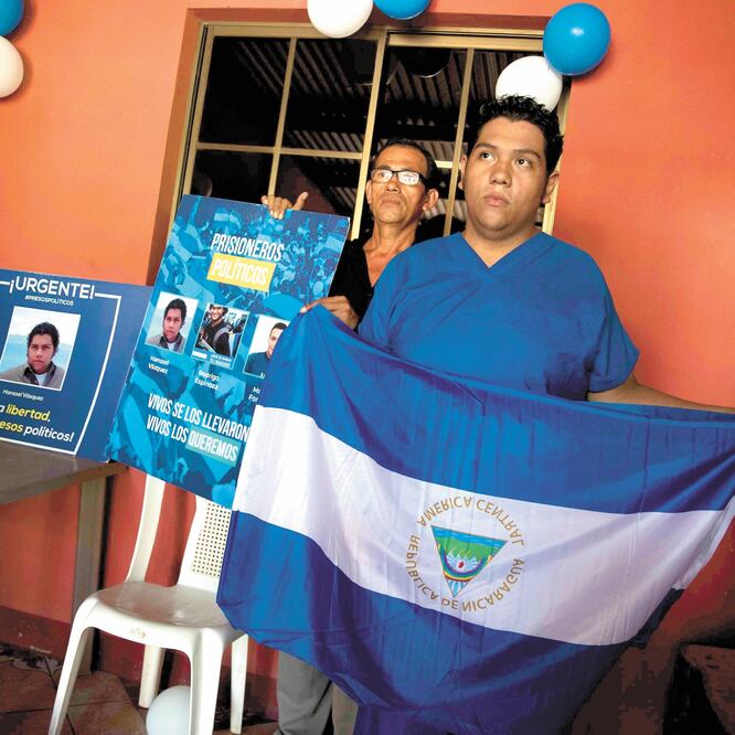 El gobierno de Nicaragua, encabezado por Daniel Ortega, liberó ayer a un grupo de 50 presos políticos bajo la ley de amnistía. JORGE TORRES. EFE