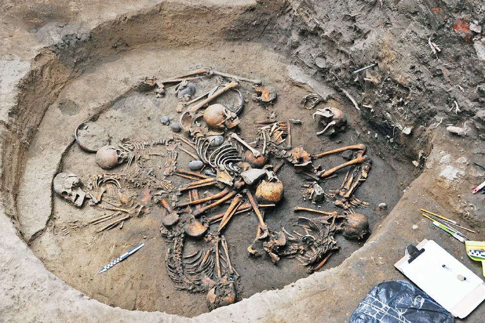 Los especialistas consideran que la forma como estaban distribuidos apunta a que se trató de un ritual. (CORTESÍA INAH)