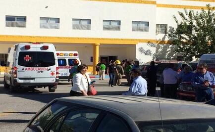 Adulto mayor atropella a grupo de niños en escuela