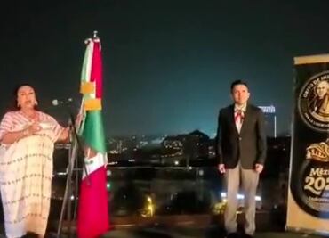 "¡Viva López Obrador!", cónsul Isabel Arvide lanza arenga dedicada a AMLO