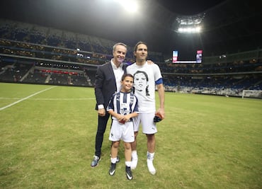 Suazo podría volver a México