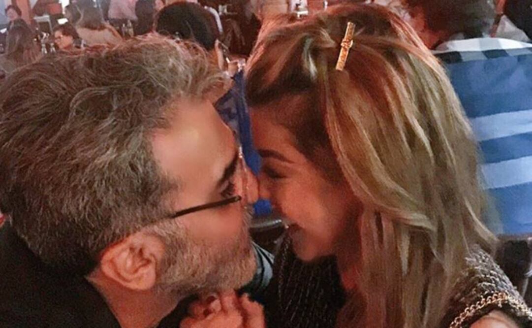 El cantante presumió su romance a casi deis meses de su separación con la periodista Mara Patricia Castañeda. (FOTO de Instagram: vicentefdzjr)