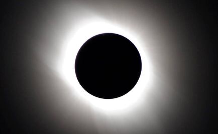 163 personas podrán ver el eclipse solar desde un avión