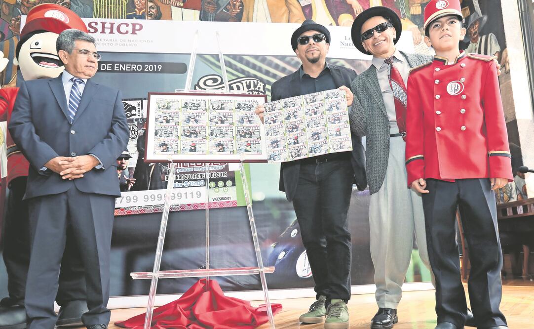 Lotenal lanzó un billete para festejar el 33 aniversario de la banda. (BERENICE FREGOSO. EL UNIVERSAL)