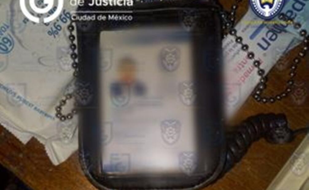 Detienen a policía del Ministerio Público por posesión de droga en Tláhuac