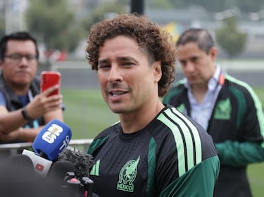 Memo Ochoa lamenta los fallecimientos en los festejos por la Selección Mexicana y hace una peculiar petición