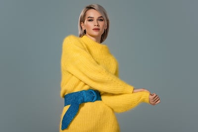 Secretos de estilo para mujeres que tienen poca cintura