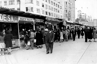 El sábado de gloria de 1954 una devaluación subió al dólar a 12.50 pesos