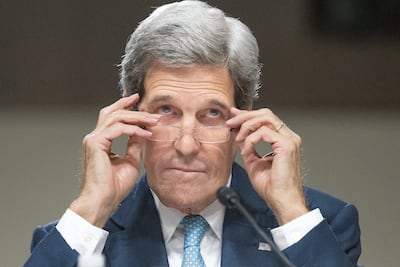 Lamenta Kerry terremoto en Ecuador; ofrece ayuda de EU