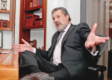 Caen las operaciones con tarjetas, dice Santander