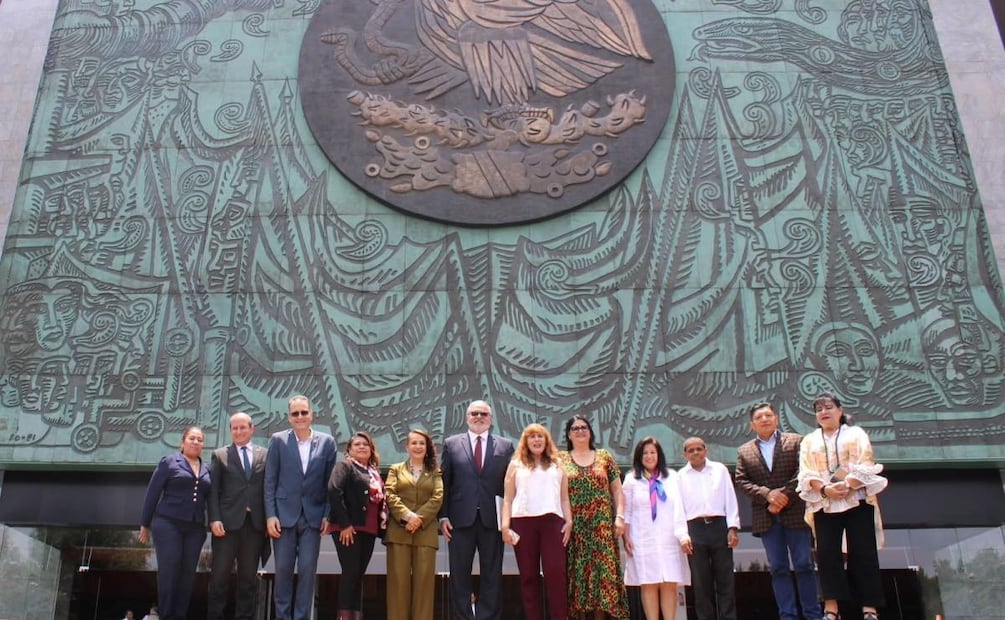Grupo de Hermandad México Cuba de la Cámara de Diputados, integrado por legisladores de Morena, recibió a una delegación cubana este miércoles 27 de mayo de 2026. Foto: Especial
