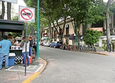 En la Zona Rosa los toldos de negocios serán de color negro