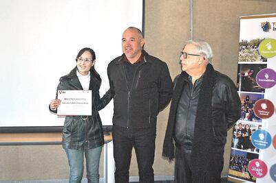 Buscan con artes atajar violencia en Tijuana