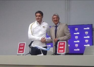 Con la "bendición" de Hugo, Míchel llega a Pumas