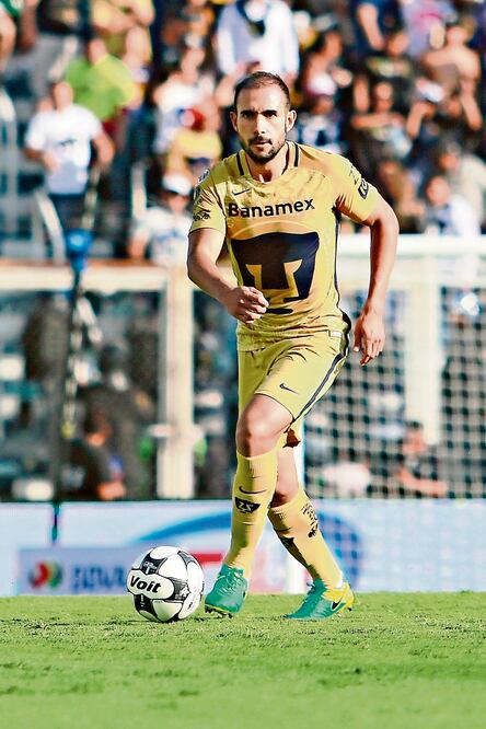 Alejandro Castro cuestionó la forma de jugar del Cruz Azul (ERNESTO PÉREZ. IMAGO7)