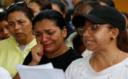 “Ellos pedían ayuda y gritaban”: los duros relatos de las familias tras incendio en cárcel de Colombia
