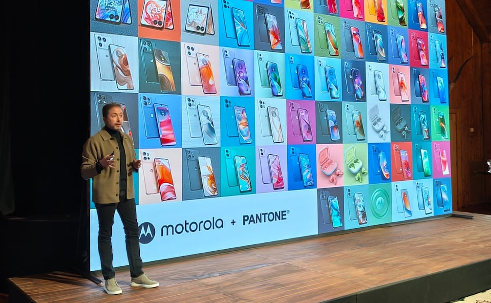Motorola apuesta por diseño e innovación en sus nuevos dispositivos. Imagen: Israel Rivera