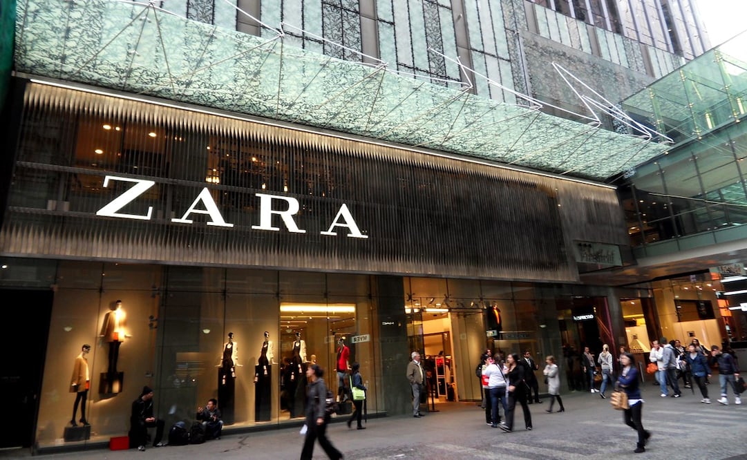 Si buscas aprovechar las rebajas de invierno en Zara, este es el mes para comprar prendas. Foto: Wikimedia Commons