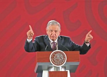 Cuestionan otra firma estatal para telecom