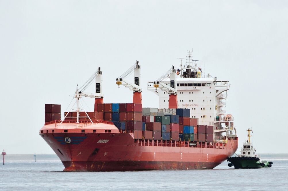 Según el Reporte Marítimo de la ONU, las embarcaciones que componen la flota mundial suman mil 860 millones de toneladas de registro bruto. (ARCHIVO EL UNIVERSAL)