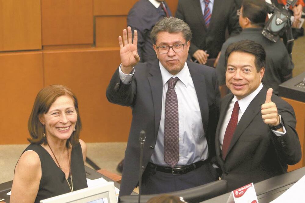 El Presidente se reunirá con senadores y diputados de Morena y será recibido por sus coordinadores, Ricardo Monreal y Mario Delgado, respectivamente. Foto/ARCHIVO EL UNIVERSAL