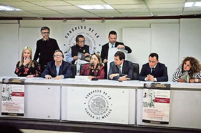 Morena va por reformar ley para reconstruir