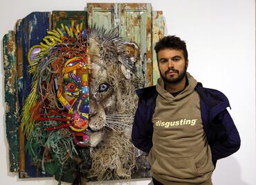 El plástico encuentra segunda vida con un artista callejero