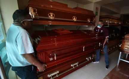 PRD en el Senado pide vacuna para personal de funerarias y recolectores de basura