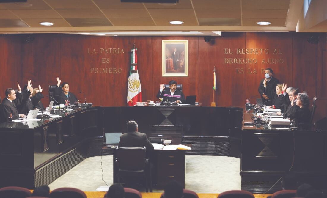 Todos los ministros votaron a favor de desechar los recursos de impugnación que Grupo Salinas interpuso. Foto: de CARLOS MEJÍA. EL UNIVERSAL
