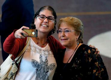 Bachelet apuesta a que nuevo presidente de Chile se definirá en segunda vuelta