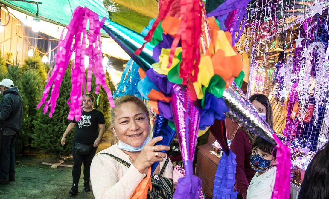 Recorrido en el Mercado de Jamaica. Foto: Germán Espinosa/ EL UNIVERSAL