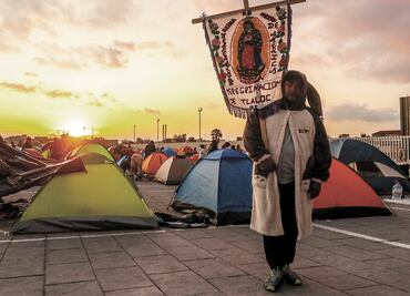“Virgencita, ilumina el corazón de Donald Trump”; piden un milagro para no ser deportados