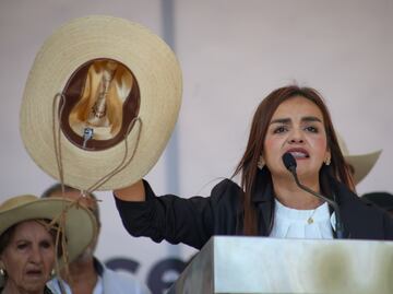 Grecia Quiroz exige acabar con extorsiones y justicia para Carlos Manzo; "no fuimos a doblar las manos", dice sobre reunión con Sheinbaum