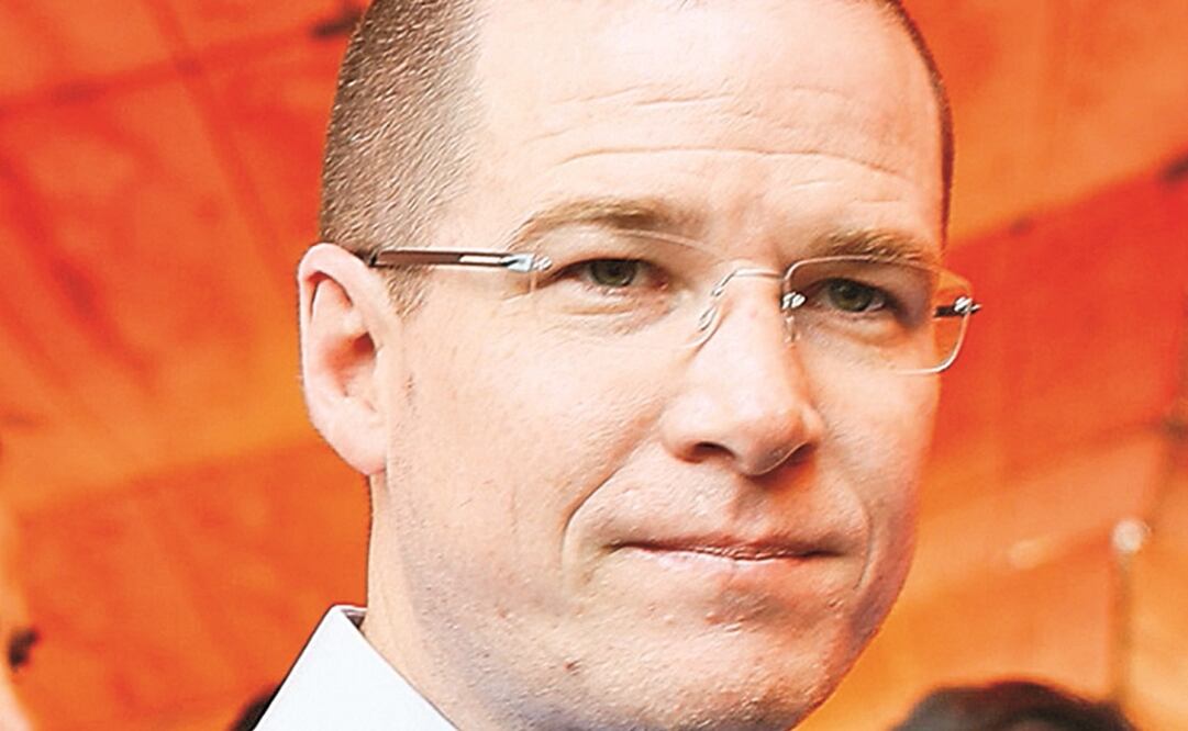 Anaya despide a su equipo