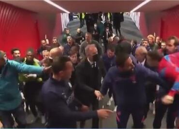 La policía intervino para calmar una pelea entre jugadores del Atlético y el Manchester City