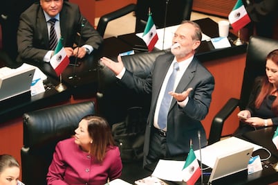 Un Sansón inmune a tijeras del PRI; la batalla por “ley mordaza”